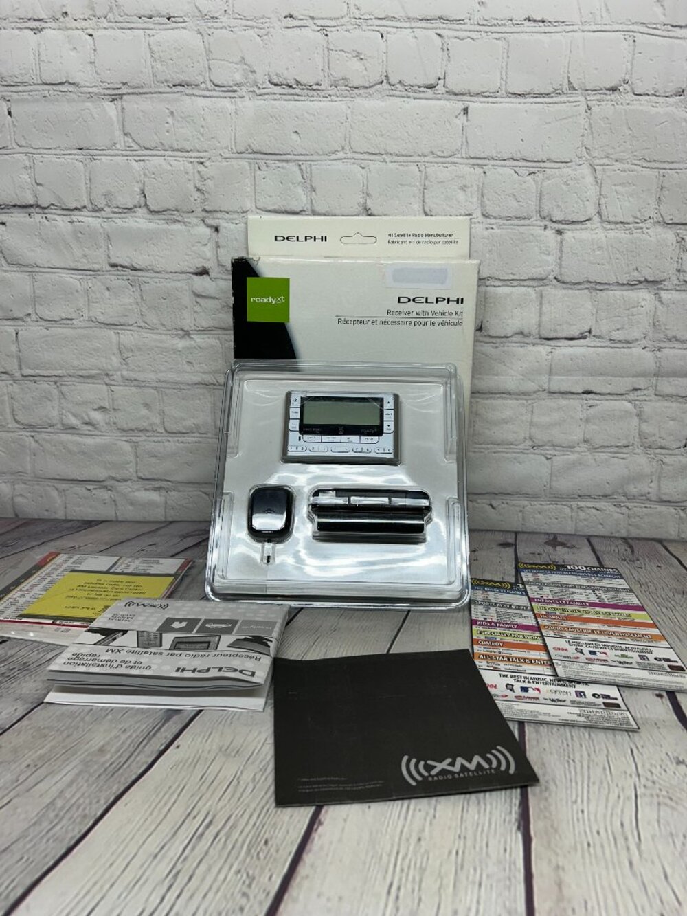 Delphi Roady XT XM Satellite Receiver Vehicle Kit Open - Box - Items Sealed